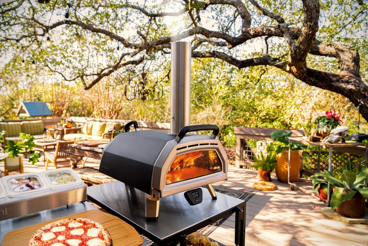 Ooni Karu 16 Multi-Fuel Pizza Oven